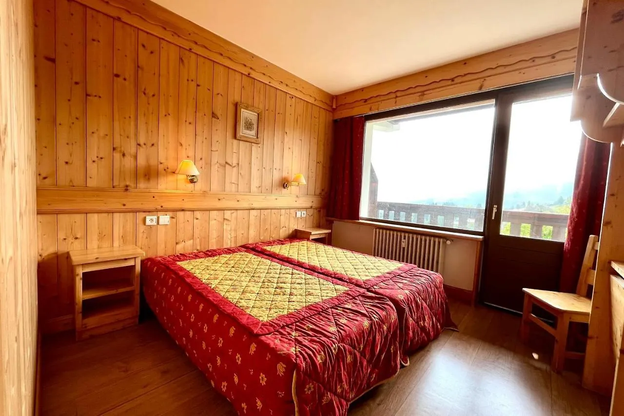 Bright 50 M Cocoon With Balcony In Combloux Apartment France